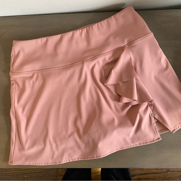 Savvi Pink Ruffle Skort – Built-In Shorts Activewear Size M - Picture 2 of 9